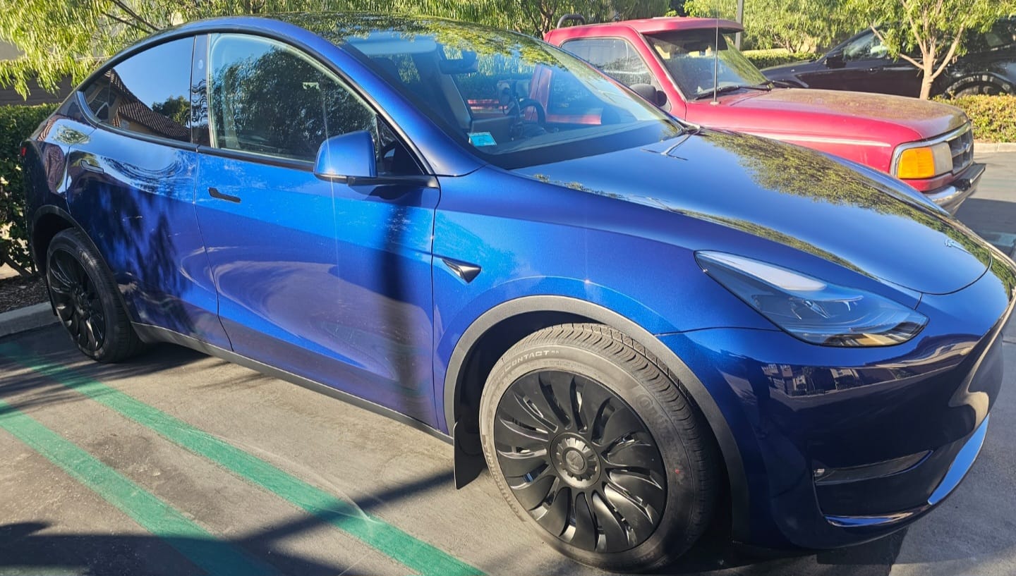 Customer photo review of TESPLUS 19'' Hurricane Style Wheel Cover for Model Y