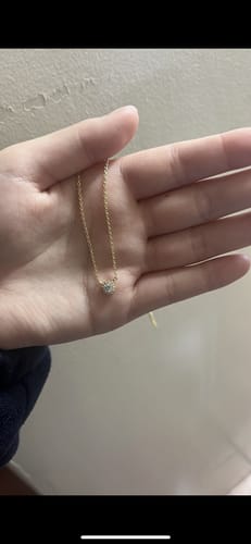Customer photo review of COLLAR FRIDA BAÑO DE ORO