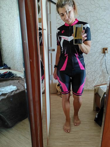 Customer photo review of Tenues de cyclisme pour femmes⎮Combinaisons noir et rose