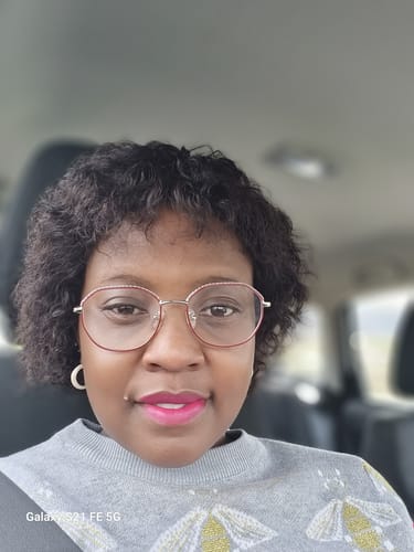 Customer photo review of Brazilian Full Cap Wig - Eva