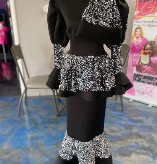 Customer photo review of Black Sequin on Velvet