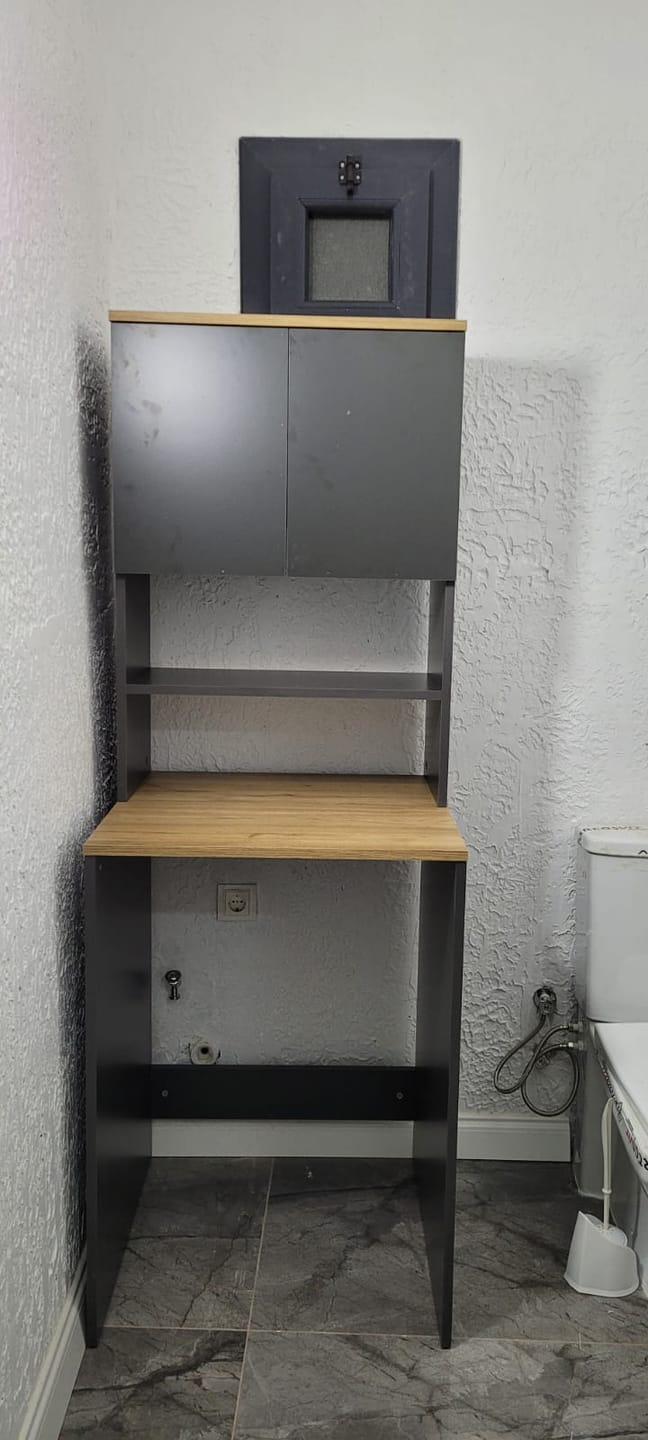 Customer photo review of Rani KD101 Çamaşır Makinesi Dolabı 3 Raflı Kapaklı Banyo Dolabı Antrasit - Sepet Ceviz
