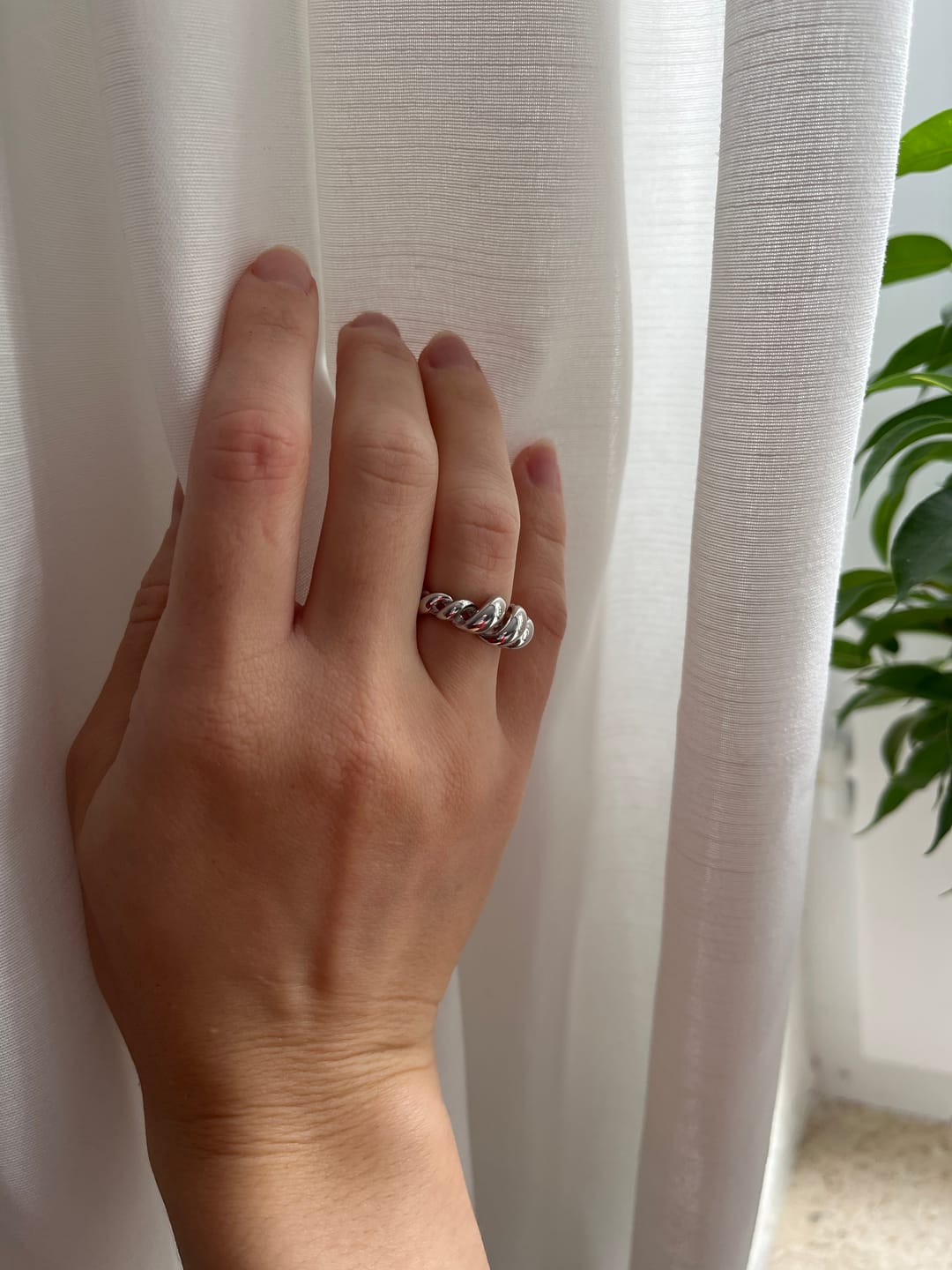 Customer photo review of ANNIKA RING