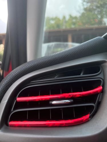 Customer photo review of Krom Stylingliste Til Bilens Luftudluftning