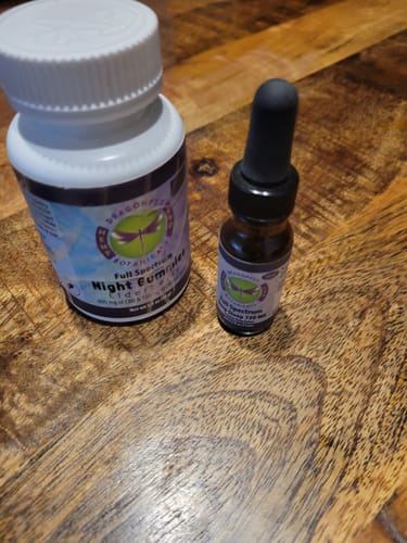 Customer photo review of Elderberry CBD Night Gummies
