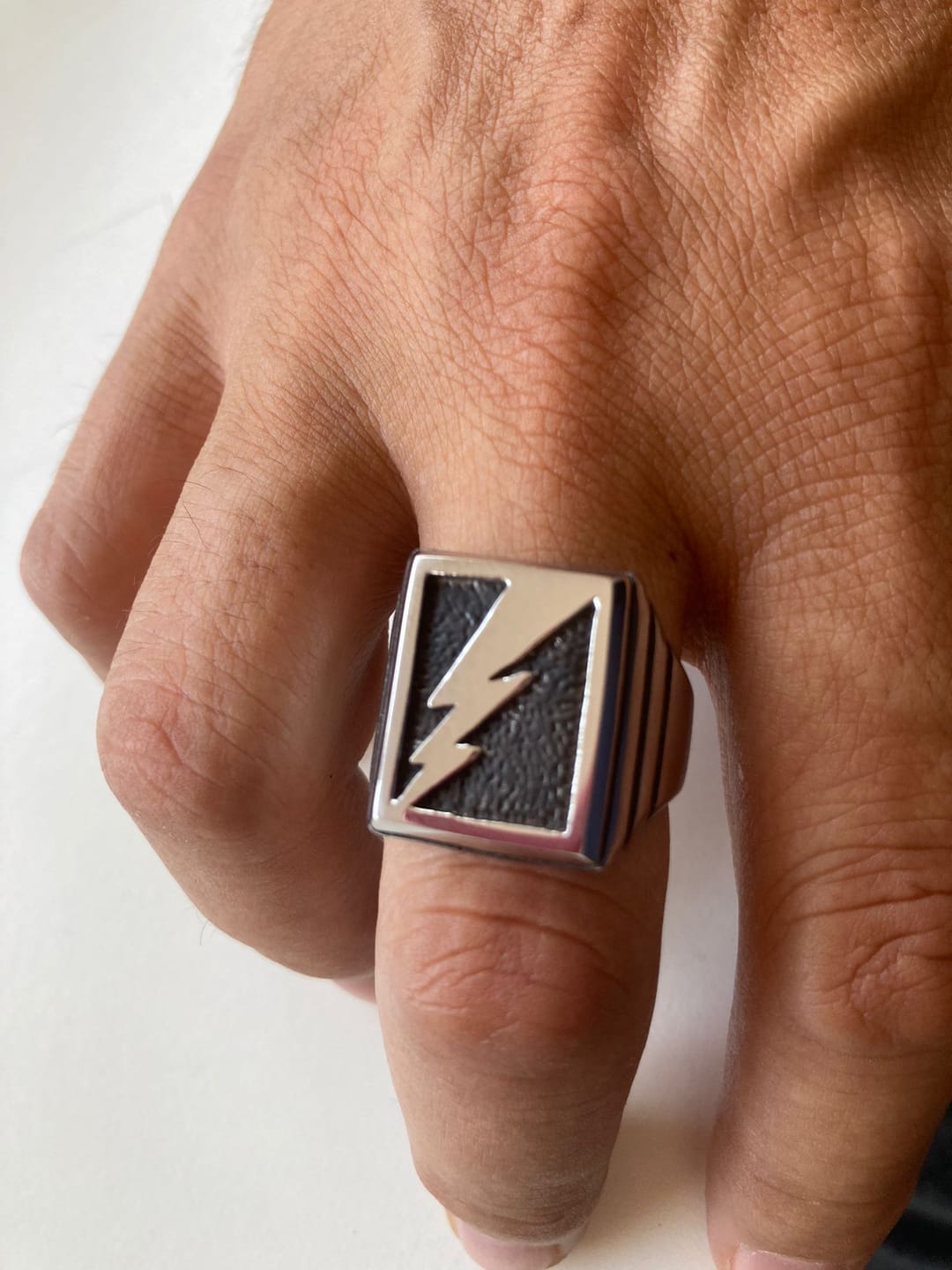 Customer photo review of LIGHTNING.