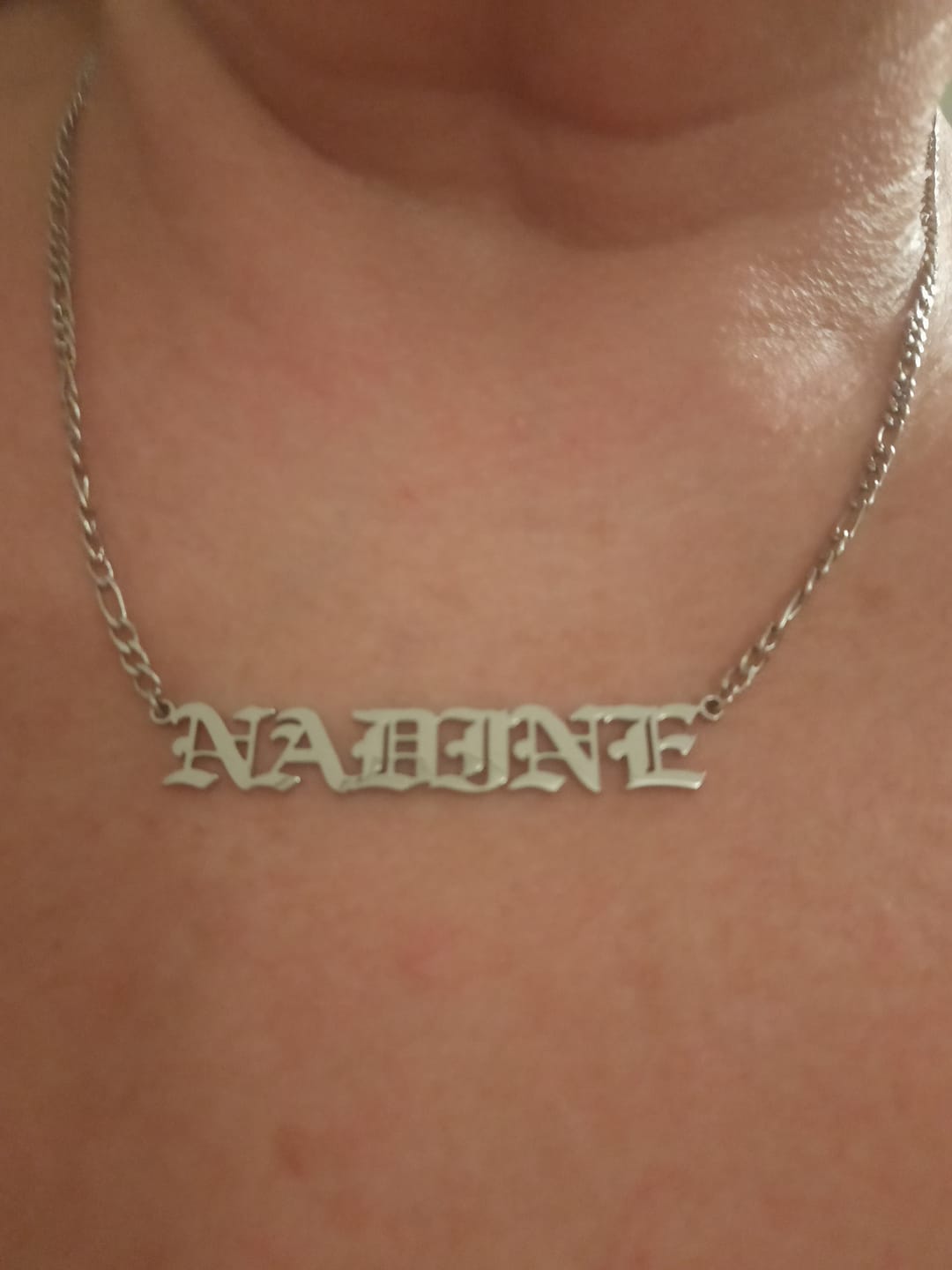Customer photo review of Collier Personnalisable Gothique