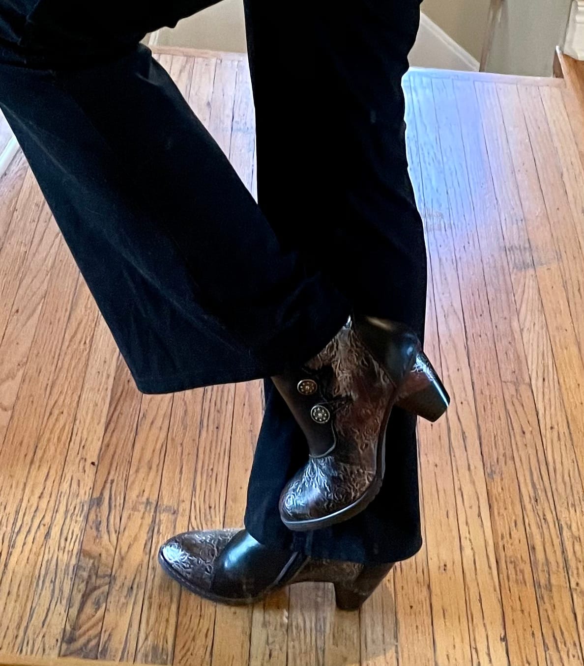 Customer photo review of Retro Handmade Floral Stitching Button Boots