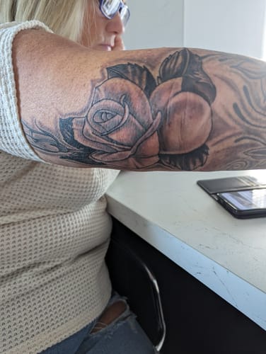 Customer photo review of TattooNumbx Numbing Cream