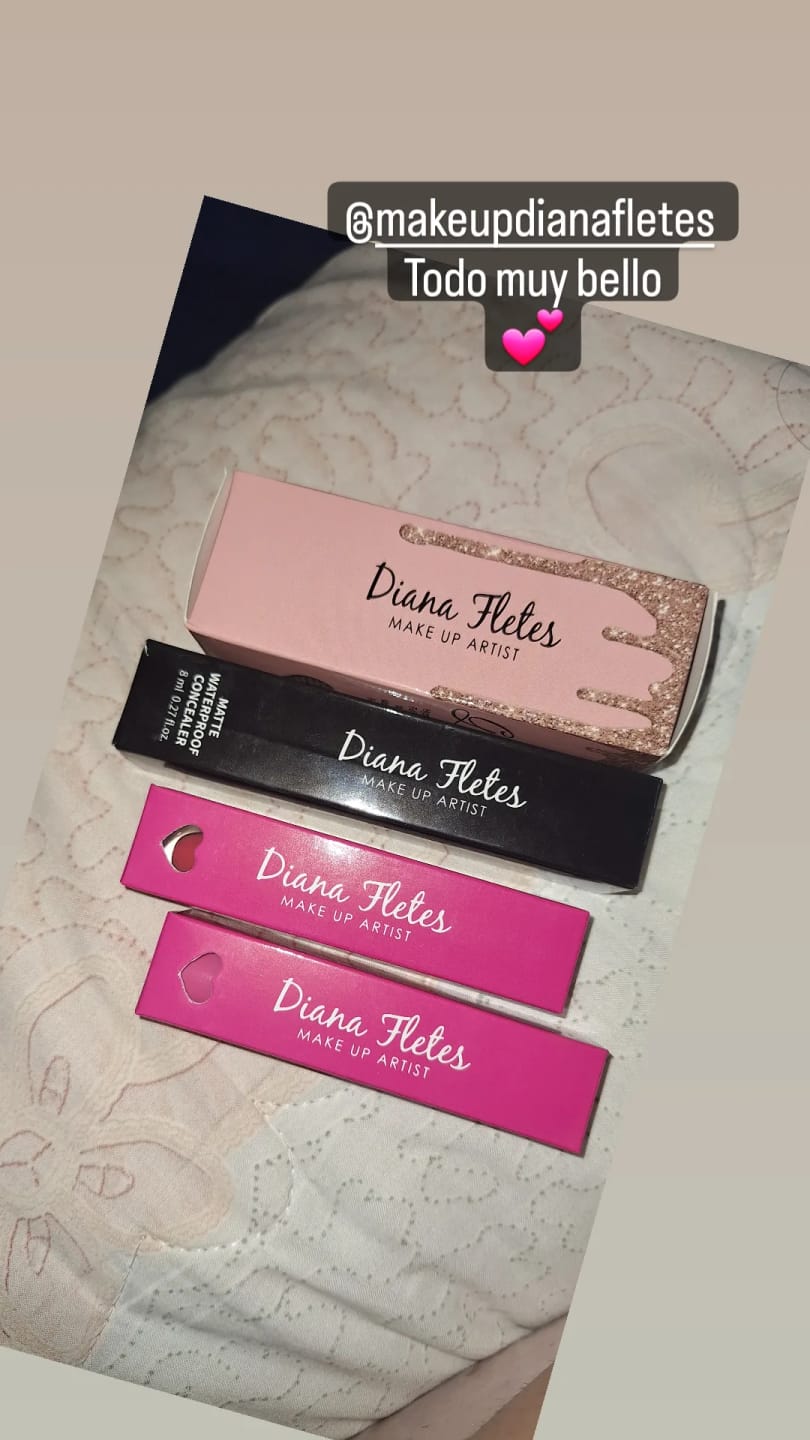 Customer photo review of Rubor Líquido Diana Fletes