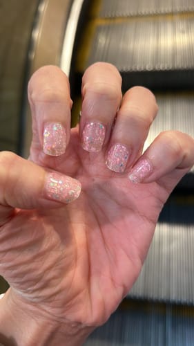 Customer photo review of Berries Super Jellies DIY Semi Cured Gel Nail Wraps
