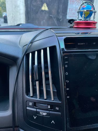 Customer photo review of Krom Stylingliste Til Bilens Luftudluftning