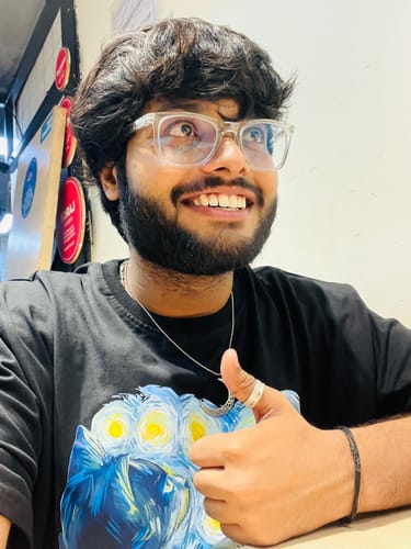 Customer photo review of Van Gogh Oversized Tshirt
