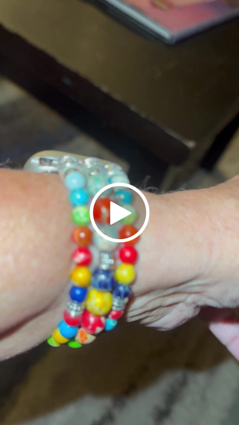 Customer video review of Vibrant Chakra Stretch Apple Watch Strap