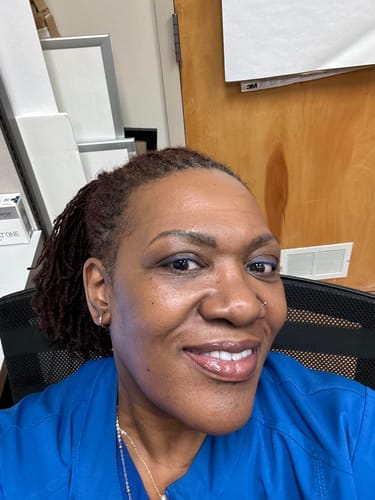 Customer photo review of Tri-Color Concealer Palette