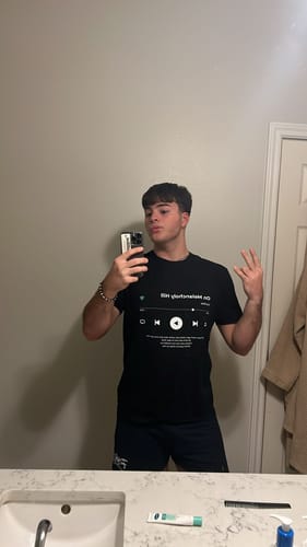 Customer photo review of Your Favorite Song T-Shirt Music Player