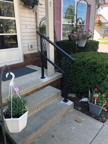 Customer photo review of Rectangle Top Rail Adjustable Horizontal Connector 180°
