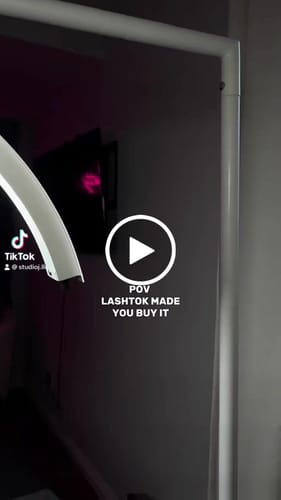 Customer video review of CosmoGlo Original Light Bundle + Phone Clip