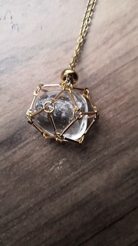 Customer photo review of Jewelance™ - Justerbar Halskæde Med Krystalstenholder