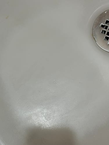 Chuck N. review of Level 3 Tub Repair Kit: Floor Crack image 1 out of 1