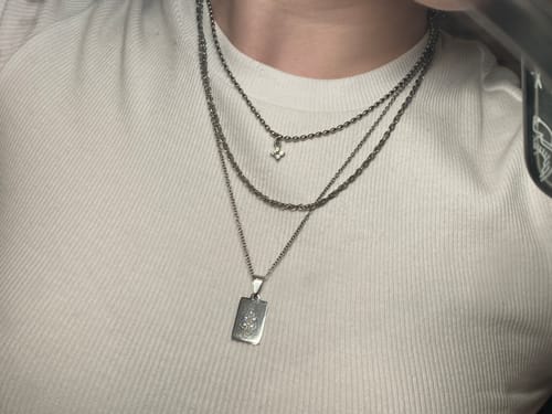 Customer photo review of Merveilles Necklace - Silver