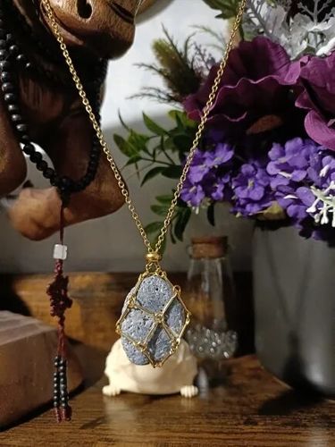 Customer photo review of Jewelance™ - Justerbar Halskæde Med Krystalstenholder