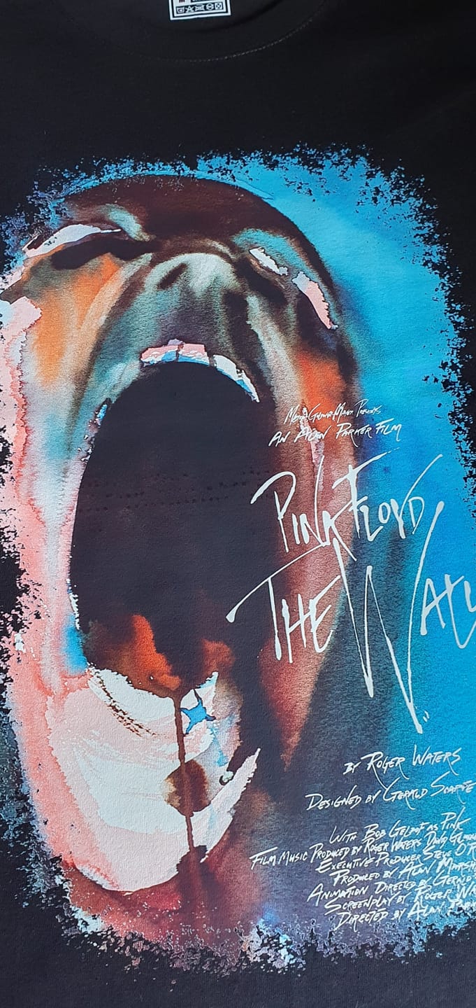 Customer photo review of Pink Floyd The wall 02