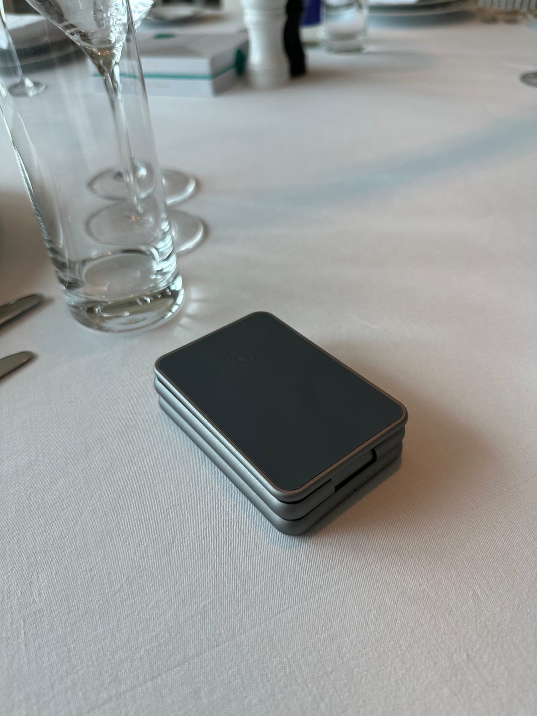 Customer photo review of MagFold Pro Qi2