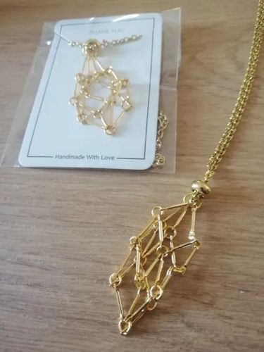 Customer photo review of Jewelance™ - Justerbar Halskæde Med Krystalstenholder