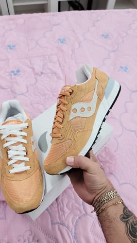 Customer photo review of Saucony Originals Shadow 5000 Running Shoes