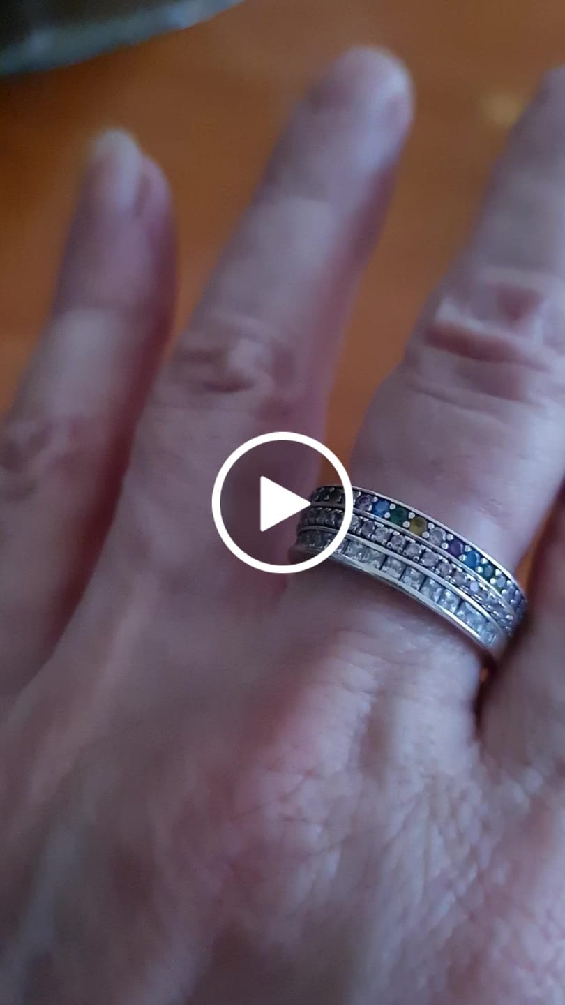 Customer video review of Anillo Zafiros