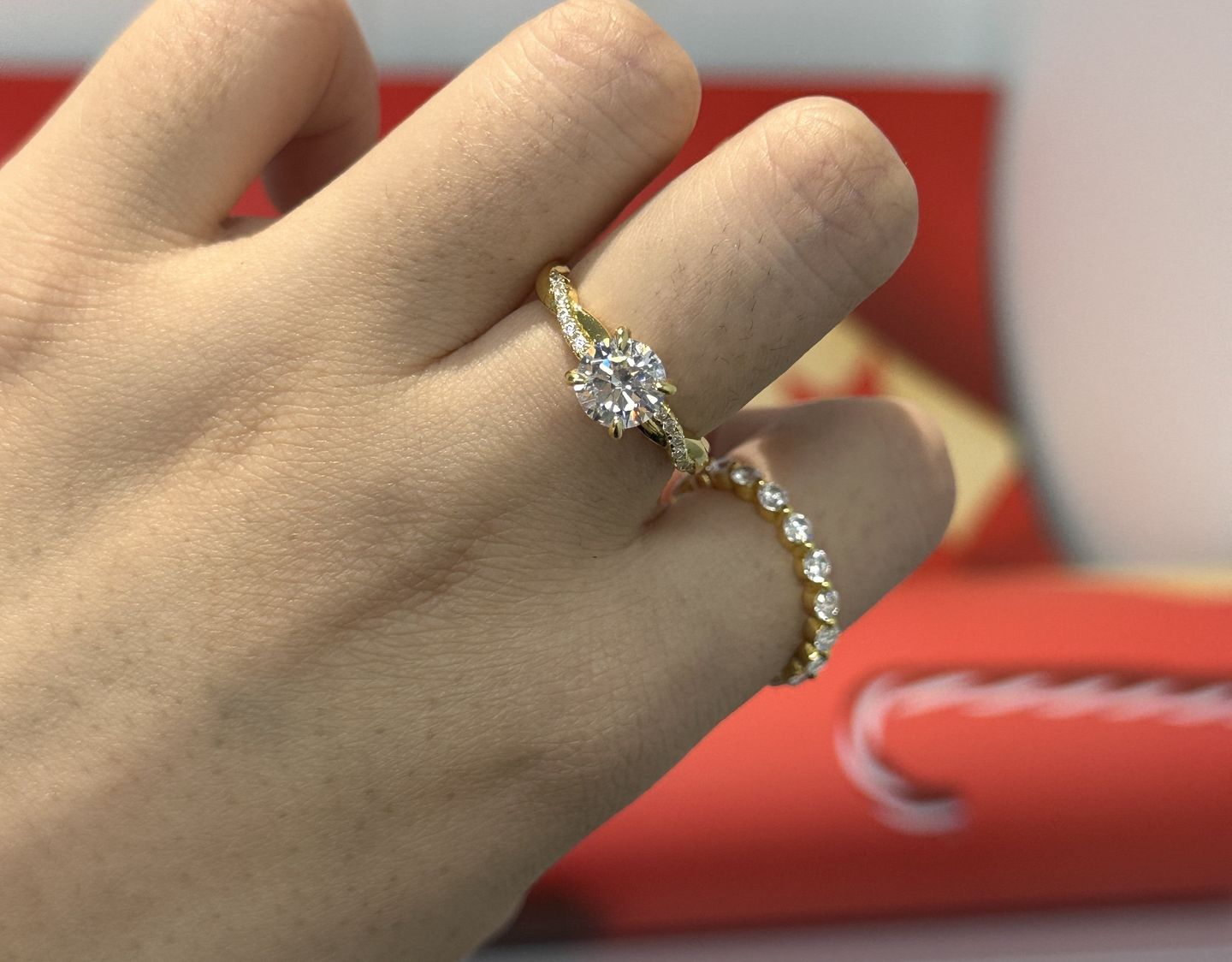 Customer photo review of S925 1.25 Carat Twist Round Cut Engagement Ring In Sterling Silver For Bridal & Daily Wear