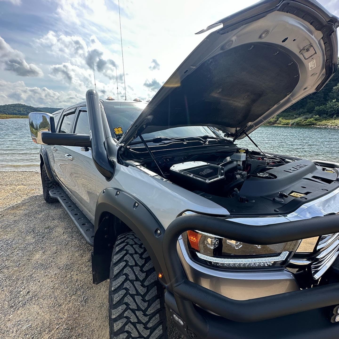 Customer photo review of Dodge Ram 1500 DT 5" Snorkel