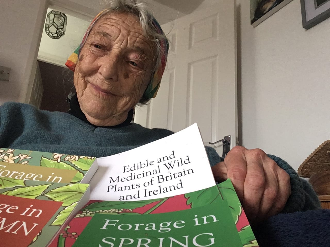 Customer photo review of Forage in Autumn: The Food and Medicine of Britain’s Wild Plants