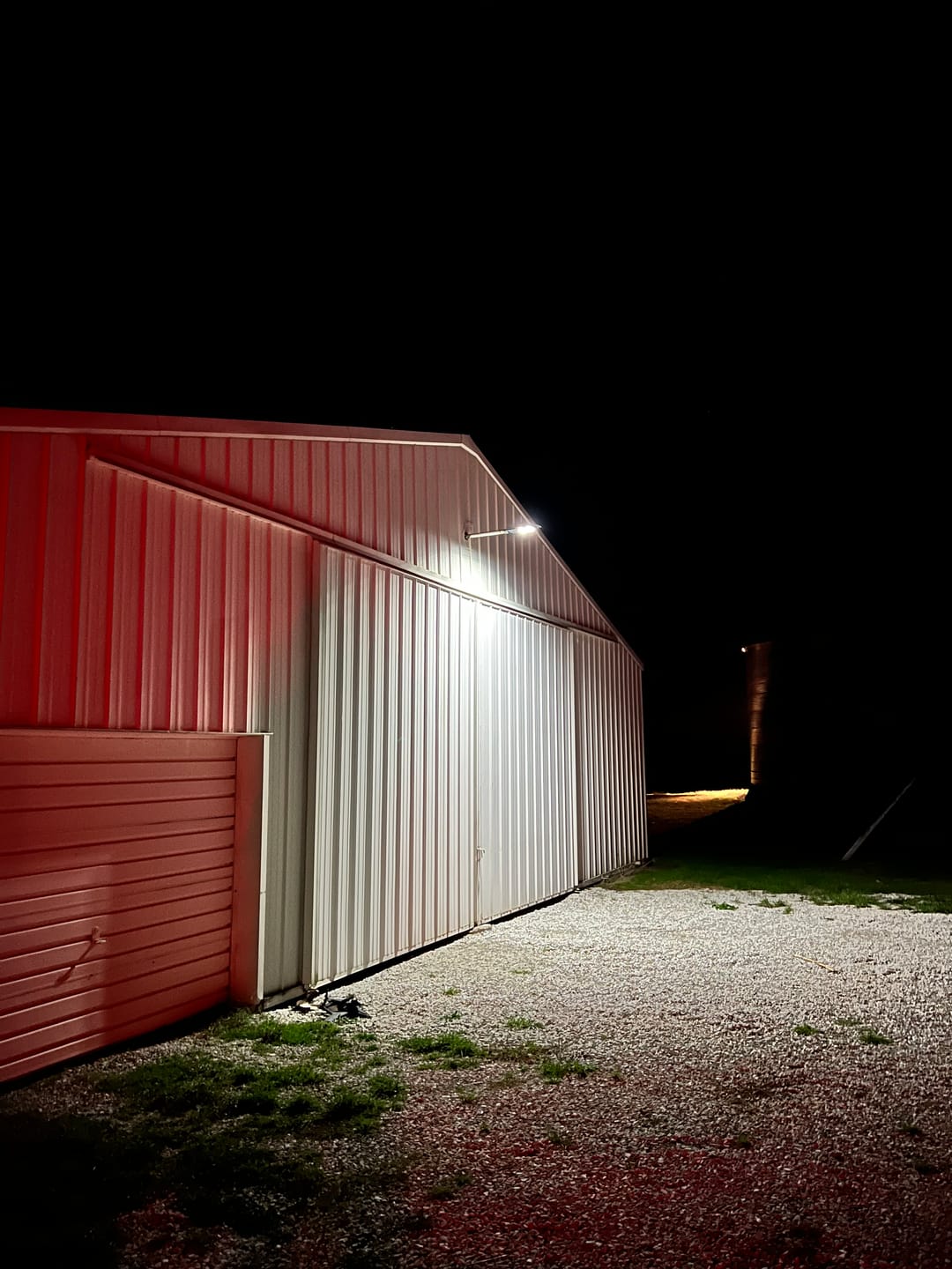 Customer photo review of 140W Solar Street Light 14000 Lumens