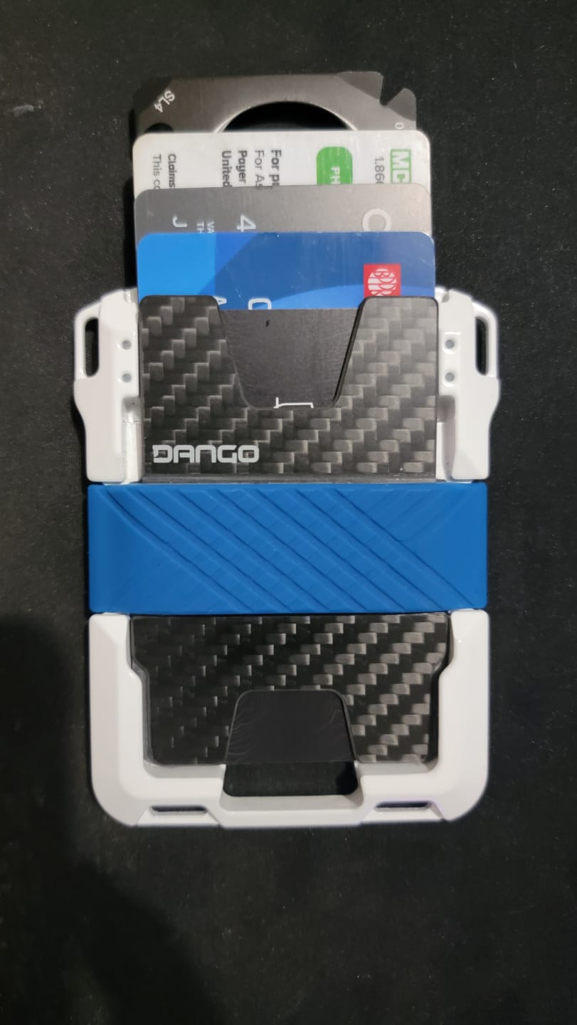 Customer photo review of VERTCIAL WALLET BANDS (M-Series, S1 Stealth Wallet and MC01 Money Clip)