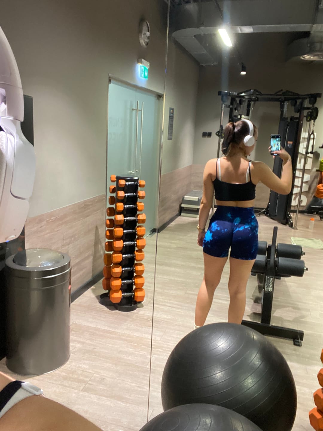 Customer photo review of Shorts Elements Acqua Turchese Blu