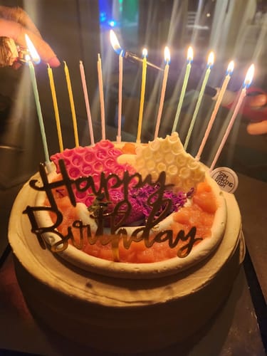 J P. review of [TEA LOVER] Oolong & Peach Cake image 1 out of 1