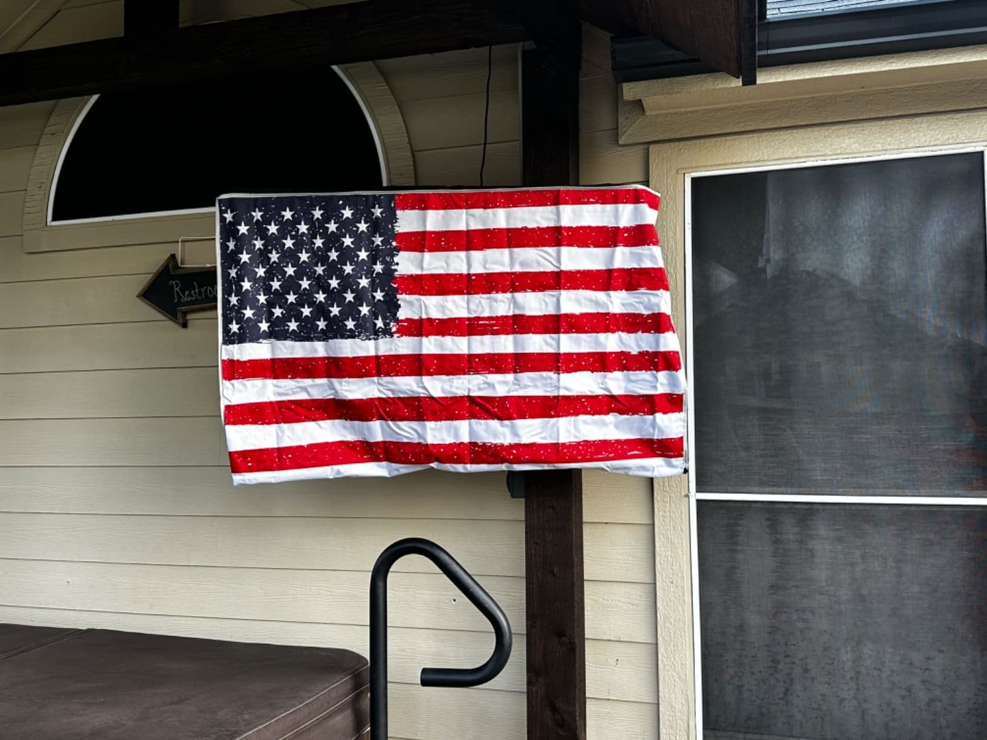 Customer photo review of Beige - Outdoor TV Cover Weatherproof