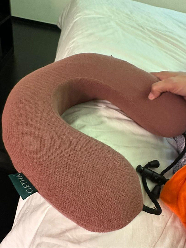 Customer photo review of Smart Neck Latex Pillow - Small