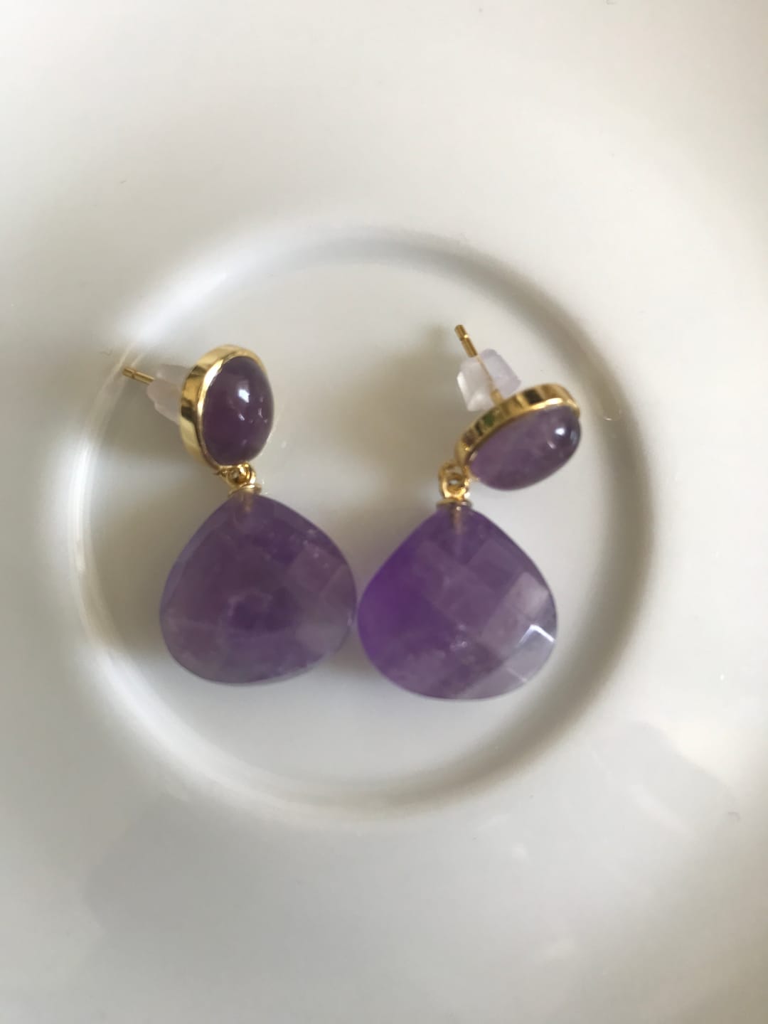 Customer photo review of Boucle d'Oreille en Améthyste "Goutte"