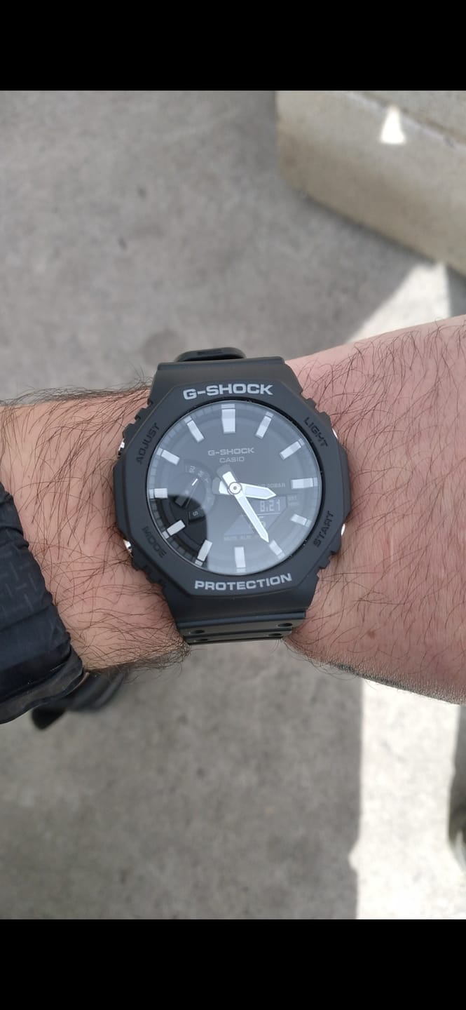 Customer photo review of Reloj Casio G-Shock Royal Oak "Casioak" GA-2100-1ADR Carbon Core Negro