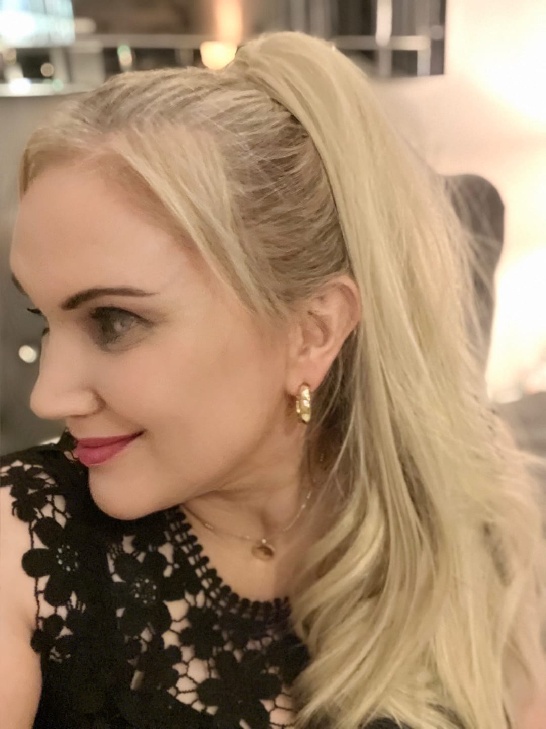 Customer photo review of Long Straight Clip-in Ponytail