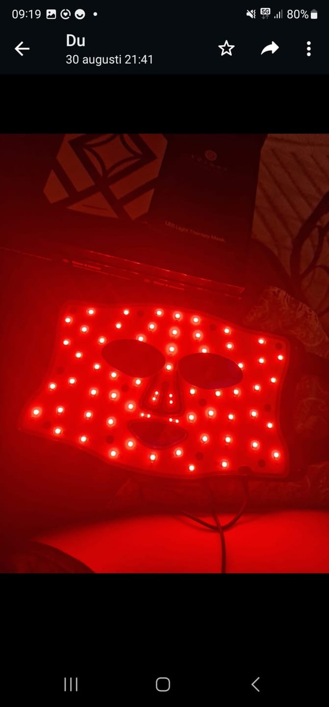 Customer photo review of LED Light Therapy Mask