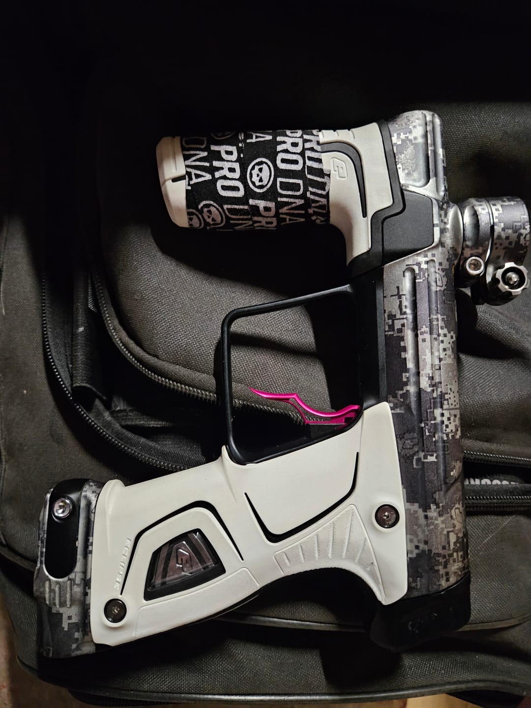 Customer photo review of Infamous Deuce 1R DNA Trigger fits: LV2, Geo 4, 180R, 170R, 160R,  CS1, CS1.5 CSR, CSPro