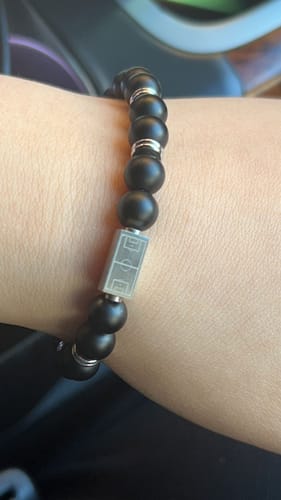 Customer photo review of MATTE BLACK BRACELET (SILVER)