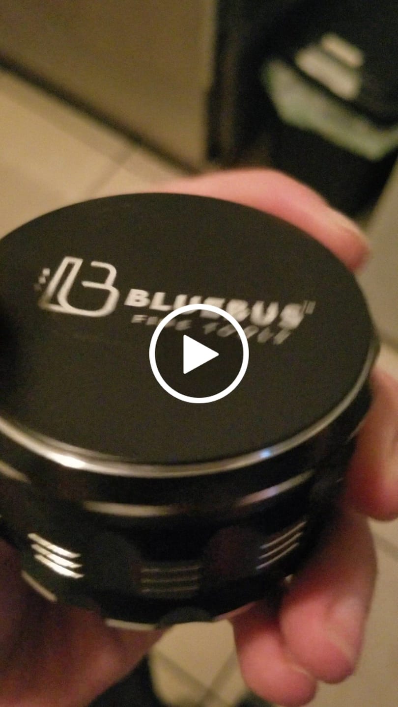 Customer video review of GAC 2.5" Ceramic Grinder Light Green