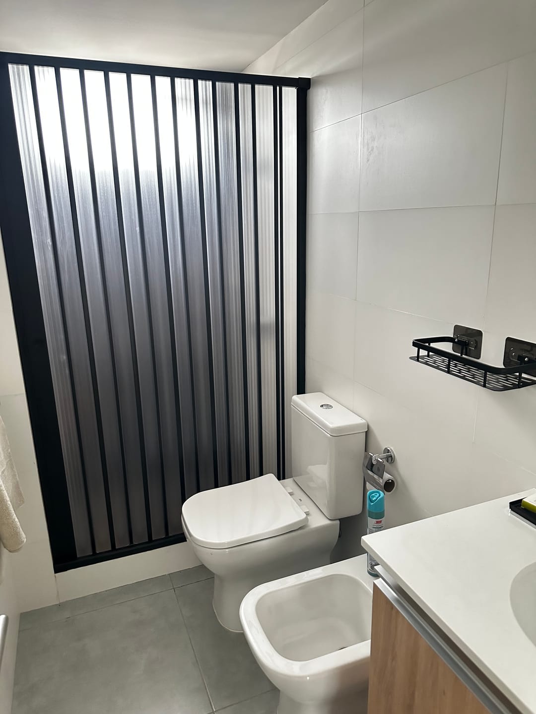 Customer photo review of Estante Organizador Winsen de Aluminio Milhome