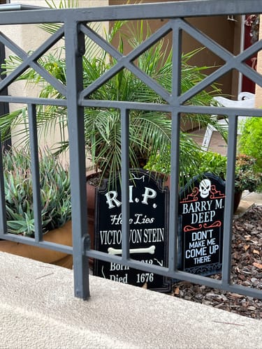 Customer photo review of Barry M. Deep Metal Tombstone
