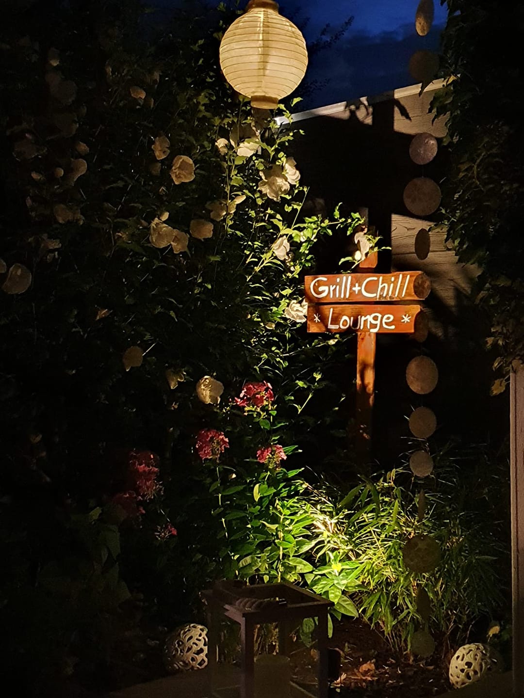 Customer photo review of TSUN Solar Spotlights Outdoor Garden Lights Warm White